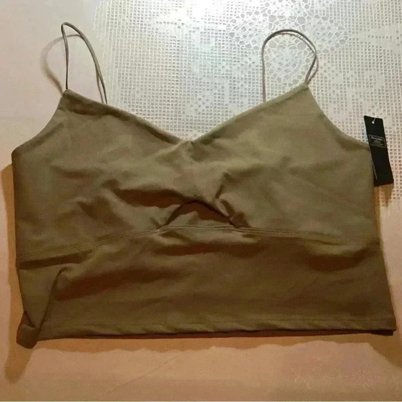 Abercrombie & Fitch Tops - Abercrombie & fitch brown crop top with cut out XL